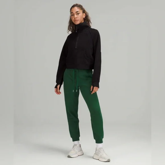 Lululemon Scuba Jogger - Picture 1 of 8